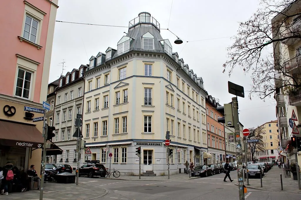 Buttermelcherstrasse Homestay München